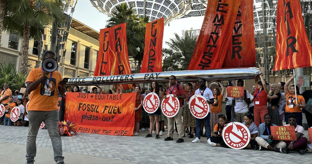 COP must ditch fossil fuels to get serious about climate | Global Witness