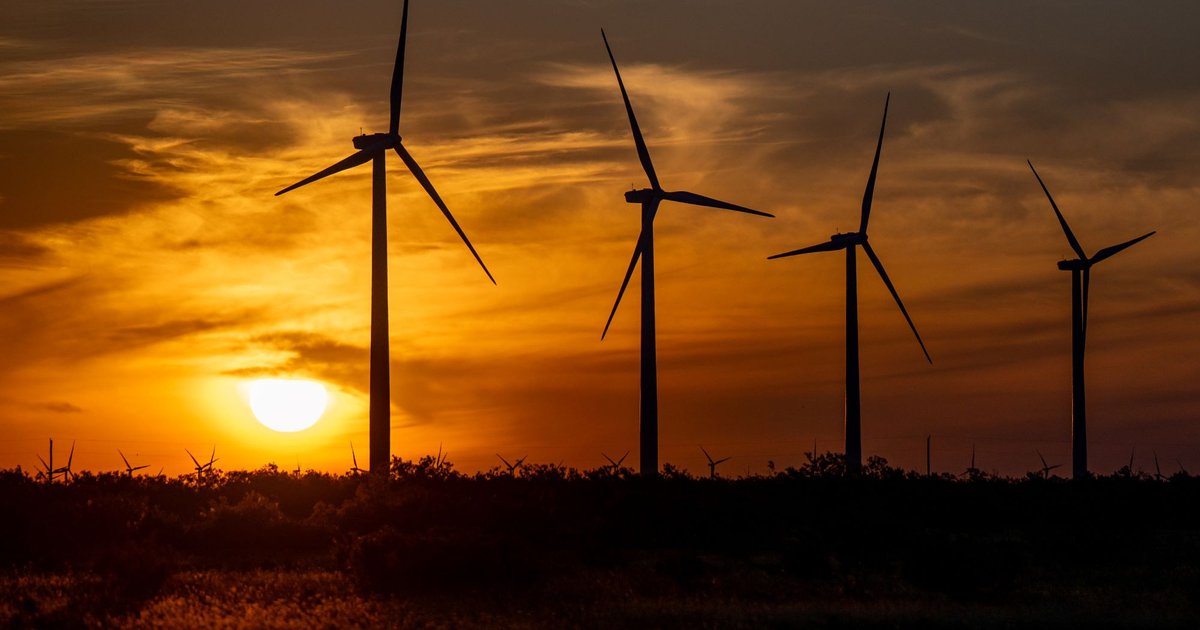 Why now is the worst time for US lawmakers to abandon clean energy plans