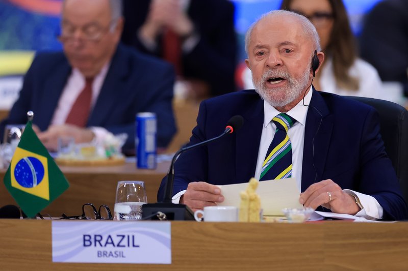 President Lula of Brazil speaks passionately at a negotiation