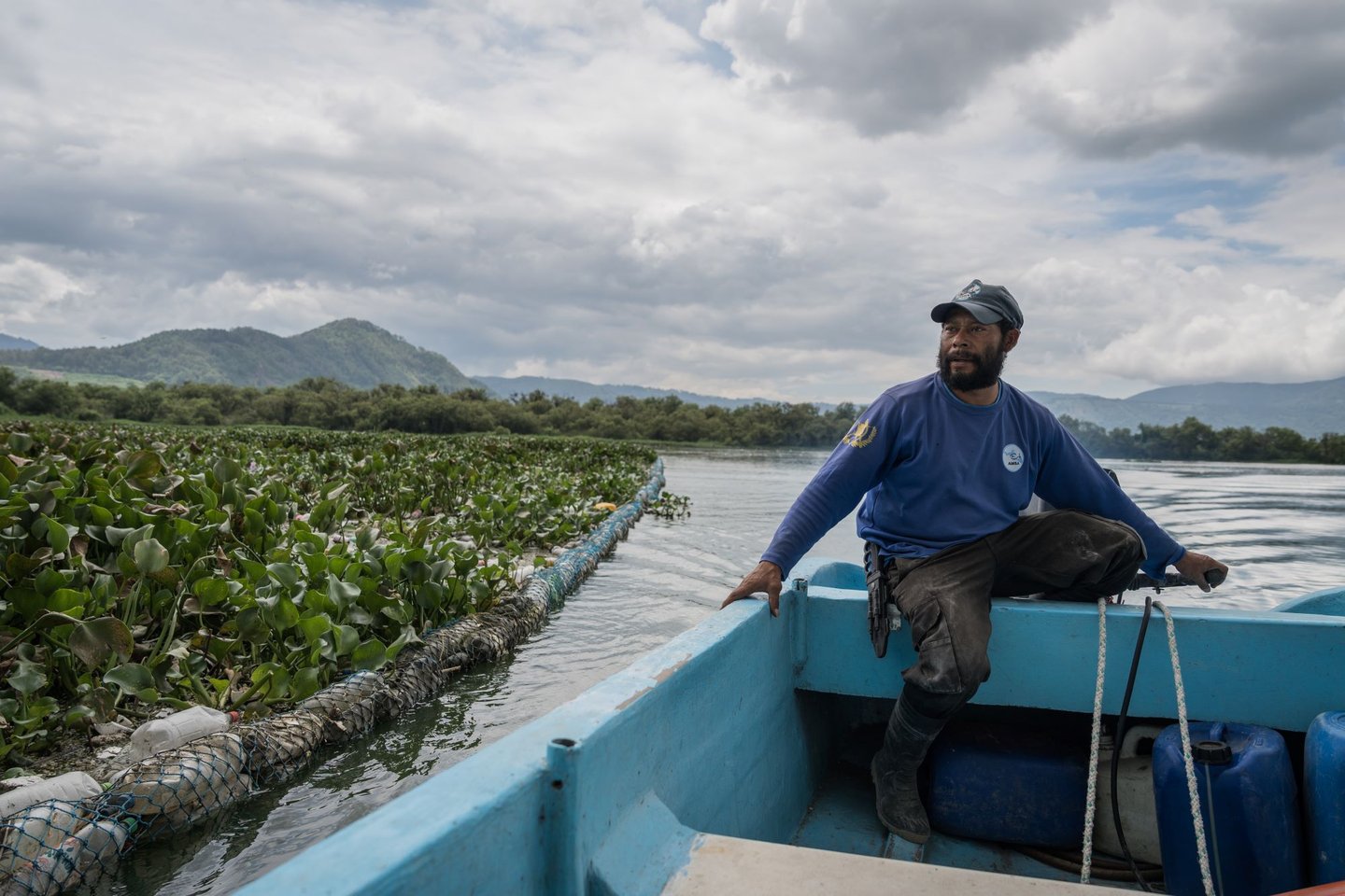 Pollution at Lake Amatitlan impacts communities that rely on fishing and tourism