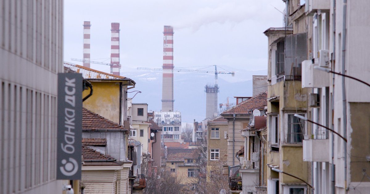 What is energy security, and how does fossil fuel dependence leave us all vulnerable?